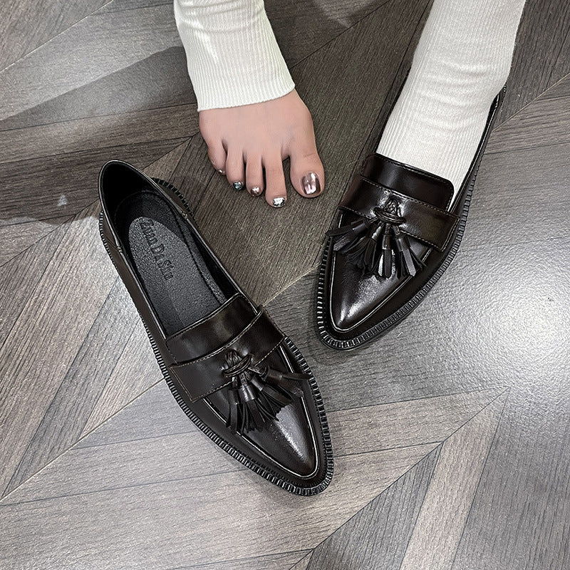 Women's Pointed-Toe Tassel Loafers - Slip-On Chunky Heel Shoes in Plus Sizes