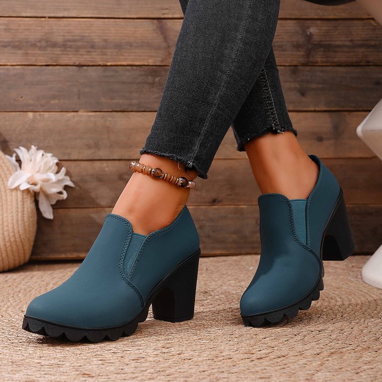 Women's Chunky Heel Mid-Calf Boots - Round Toe Suede Shoes with Rubber Sole