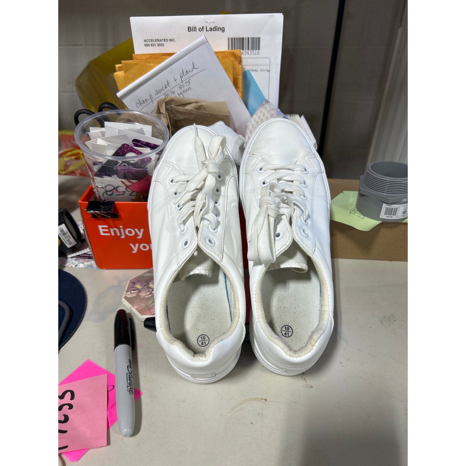 Sernial Womens Size 10 White Faux Leather Classic Lace Up Platform Walking Shoes