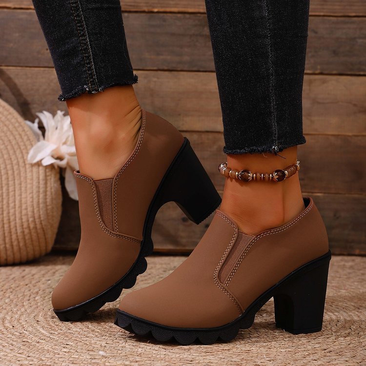 Women's Chunky Heel Mid-Calf Boots - Round Toe Suede Shoes with Rubber Sole