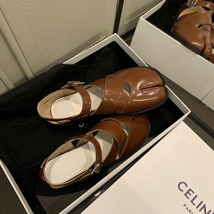 Split-Toe Hollow-Out Flat Leather Shoes