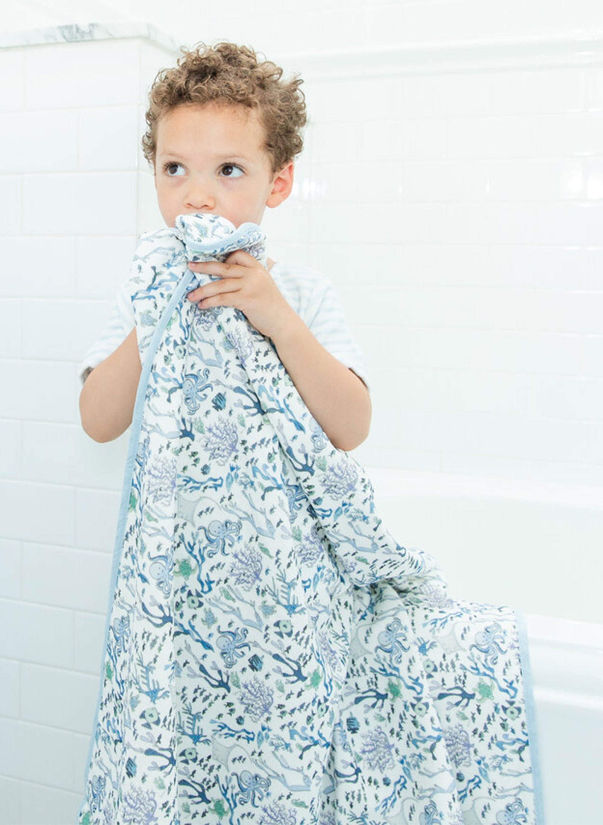 Hooded Bath Towel - Coral Reef