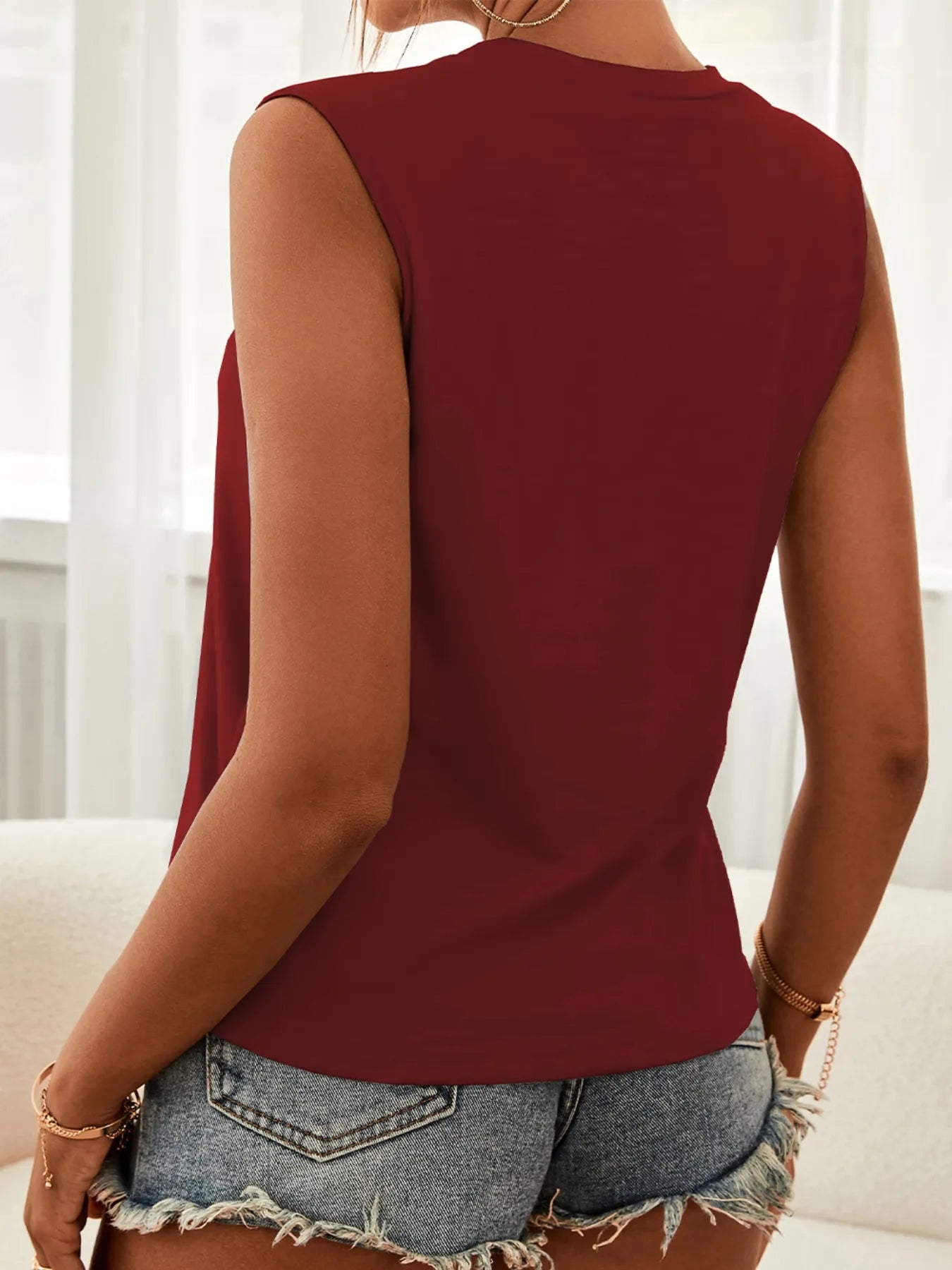 Cutout Sleeveless Tank Top