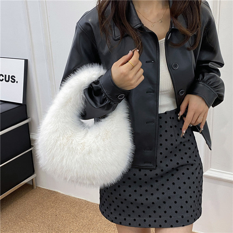Women's Plush Tote Bag – Soft Oval Handbag for Everyday Casual Use