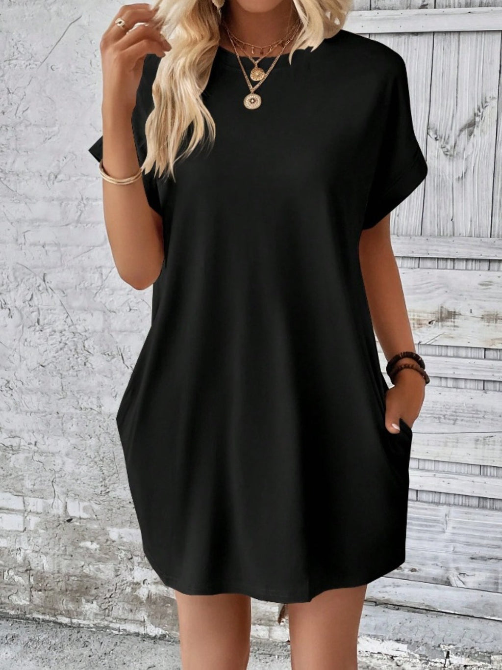 Casual Pocketed Round Neck Tee Dress