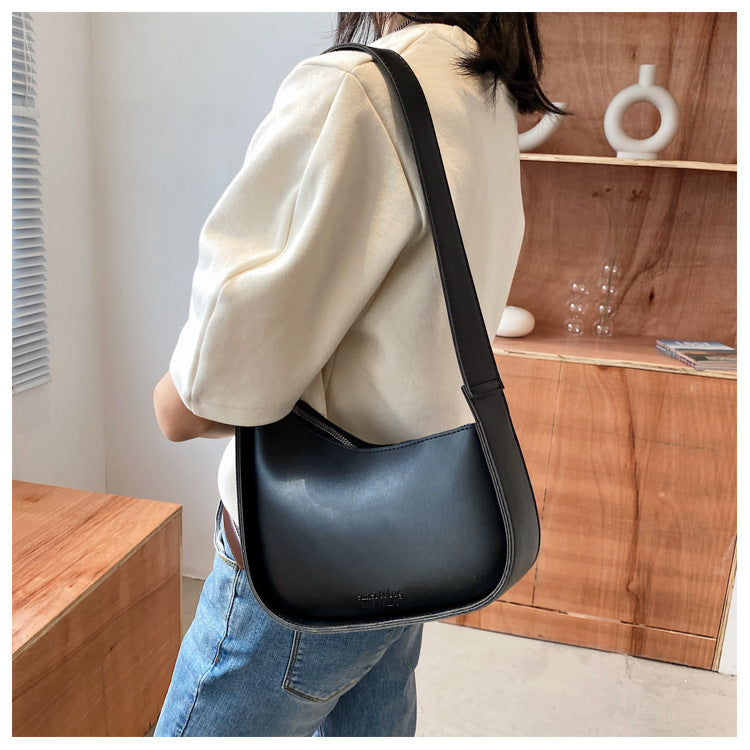 Women's Retro Minimalist Saddle Crossbody Bag – PU Leather Dumpling Bag