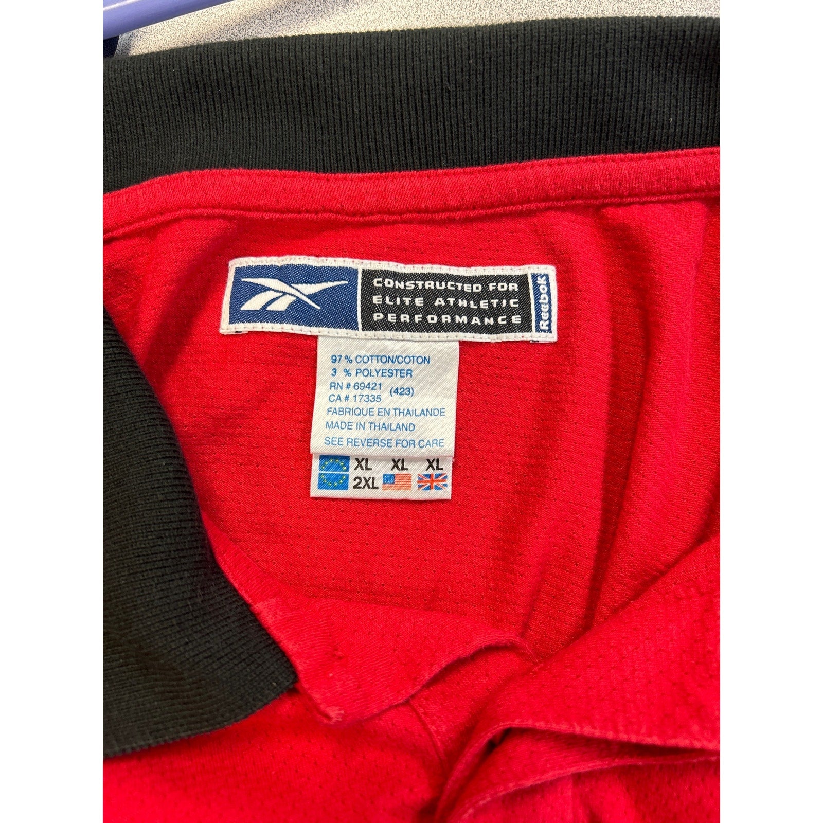 Reebok Mens XL Wisconsin Badgers PolyCotton Collared Short Sleeve Polo Shirt