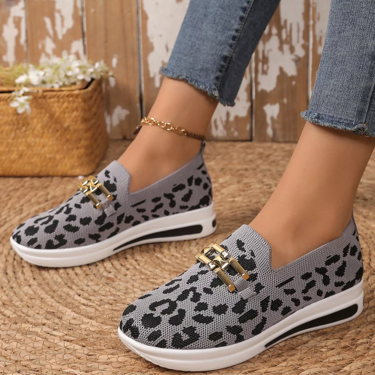 Women's Leopard Print Round Toe Slip-On Flats | Breathable Mesh Casual Shoes