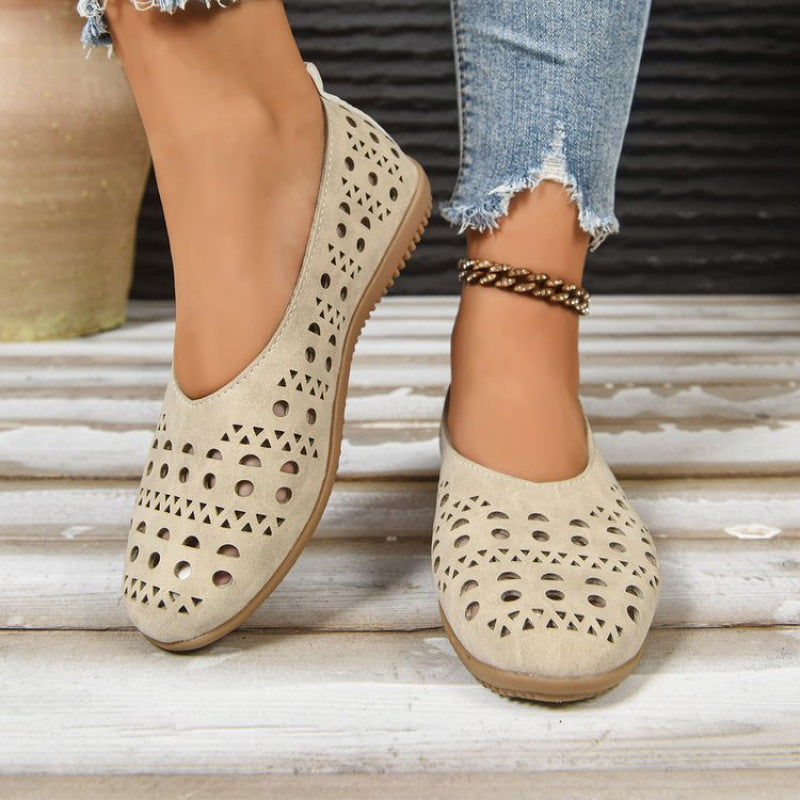 Women's Chunky Heel Pumps | Full-Grain Leather Wide-Fit Heels