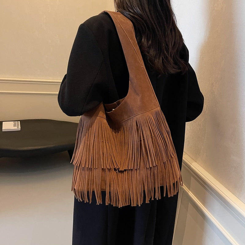 Retro Tassel Bucket Bag for Women – PU Leather Shoulder Bag with Suede Lining