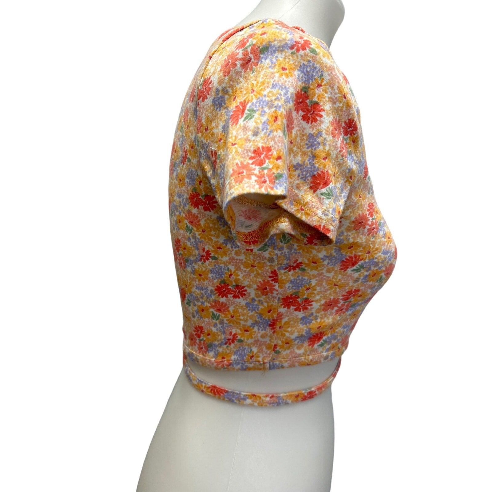 Arizona Womens Medium Cropped Straps Short Sleeve Floral Tee Halter Top Shirt