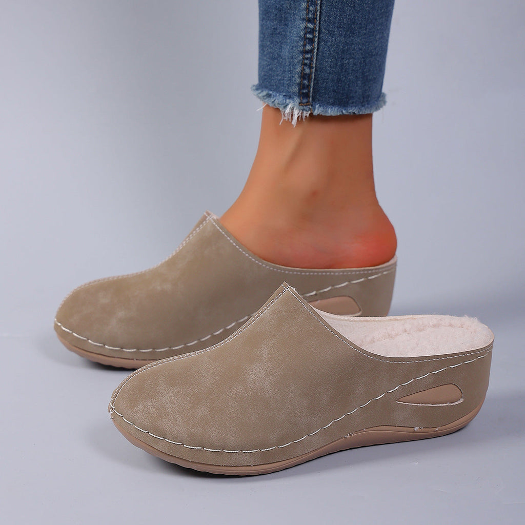 Plus-Size Fleece-Lined Wedge Slippers