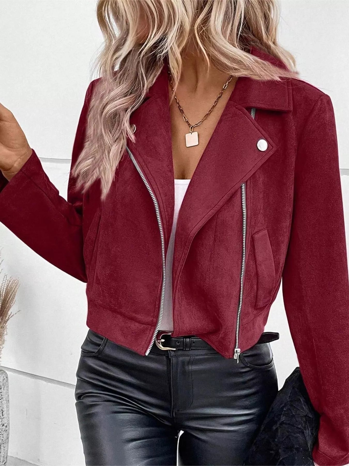 SleekRide Moto Jacket: Elevate Your Edge