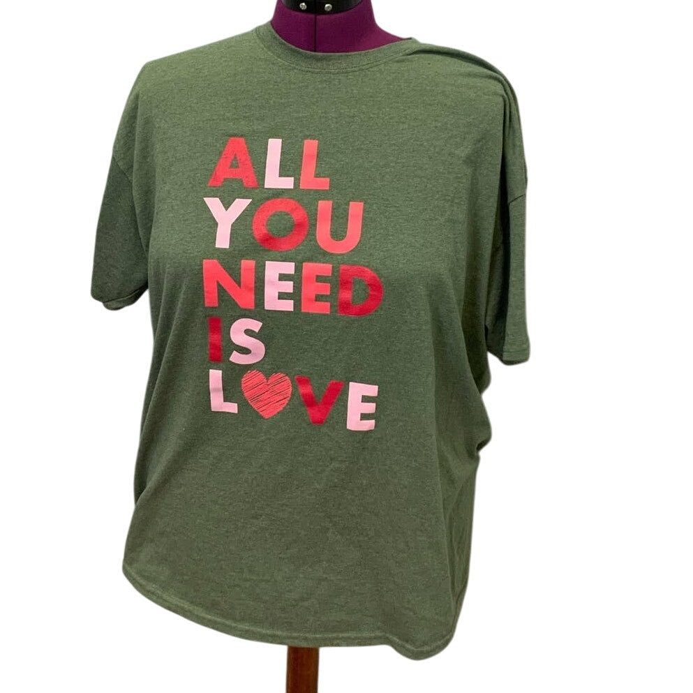 Gildan Womens Plus 2X All You Need Is Love Short Sleeve Cotton Blend Tee Shirt