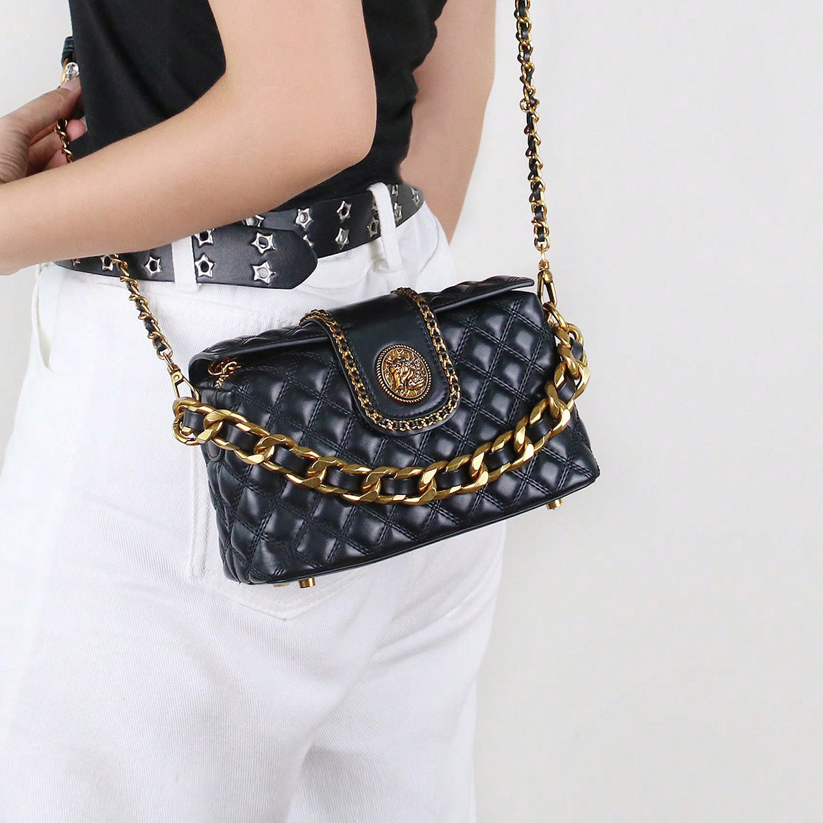 Diamond-Quilted Chain Crossbody Bag - Premium PU Leather Shoulder Bag with Chain Strap | Sarah Express