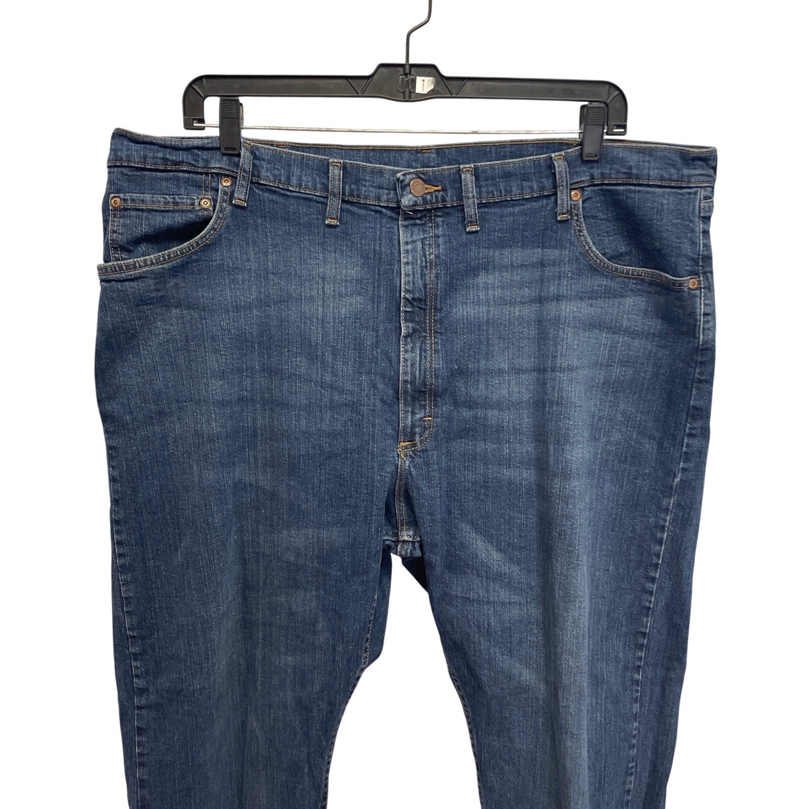 Wrangler Mens 46 X 30 Cotton Blend Relaxed Fit Med Wash Denim Blue Jeans
