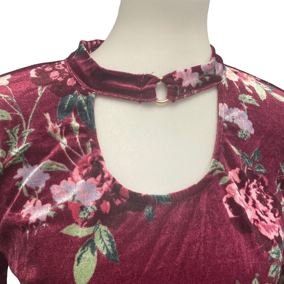 New No Boundaries Juniors Large 11/13 Long Sleeve Velour Soft Floral Blouse