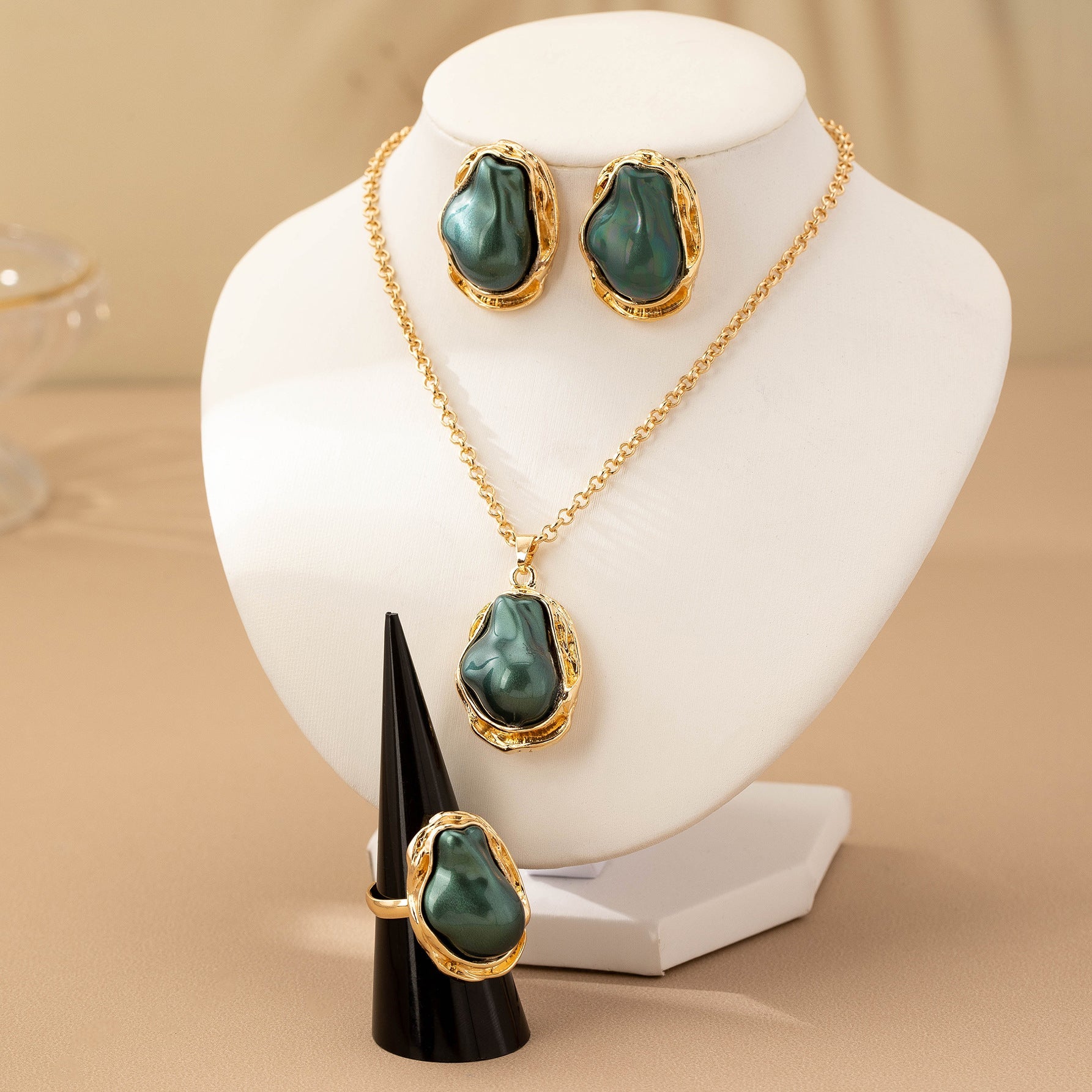 Retro Green Irregular Inlaid Imitation Pearl Necklace Ear Stud And Ring