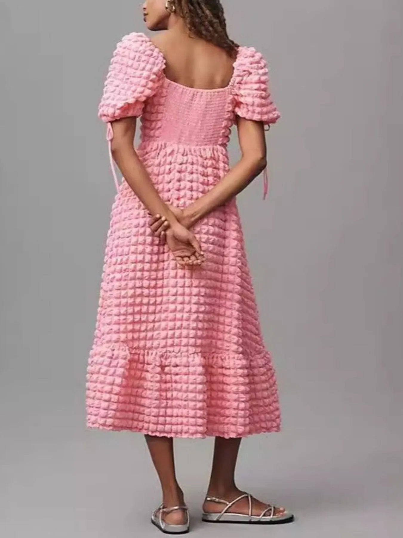 Textured Sweetheart Neck Short Sleeve Dress