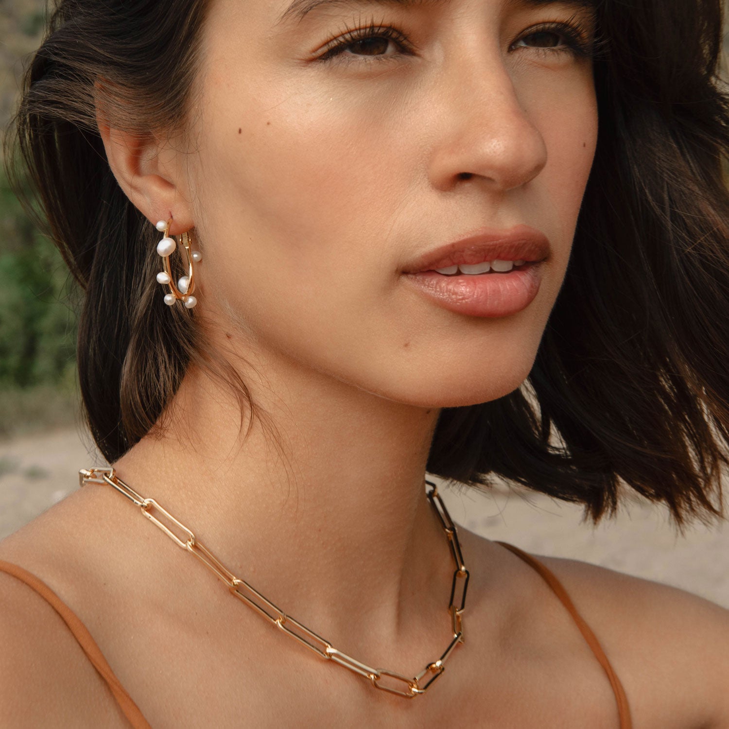 Mini Isla Pearl Hoop Earrings