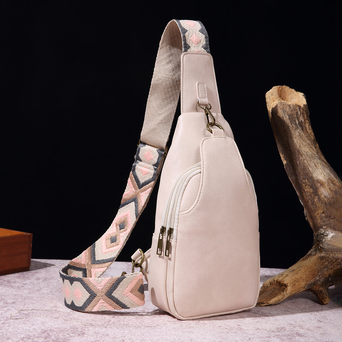 Ladies Casual Chest Bag Solid Color Crossbody Bag Vintage Bohemian Waist Bag for