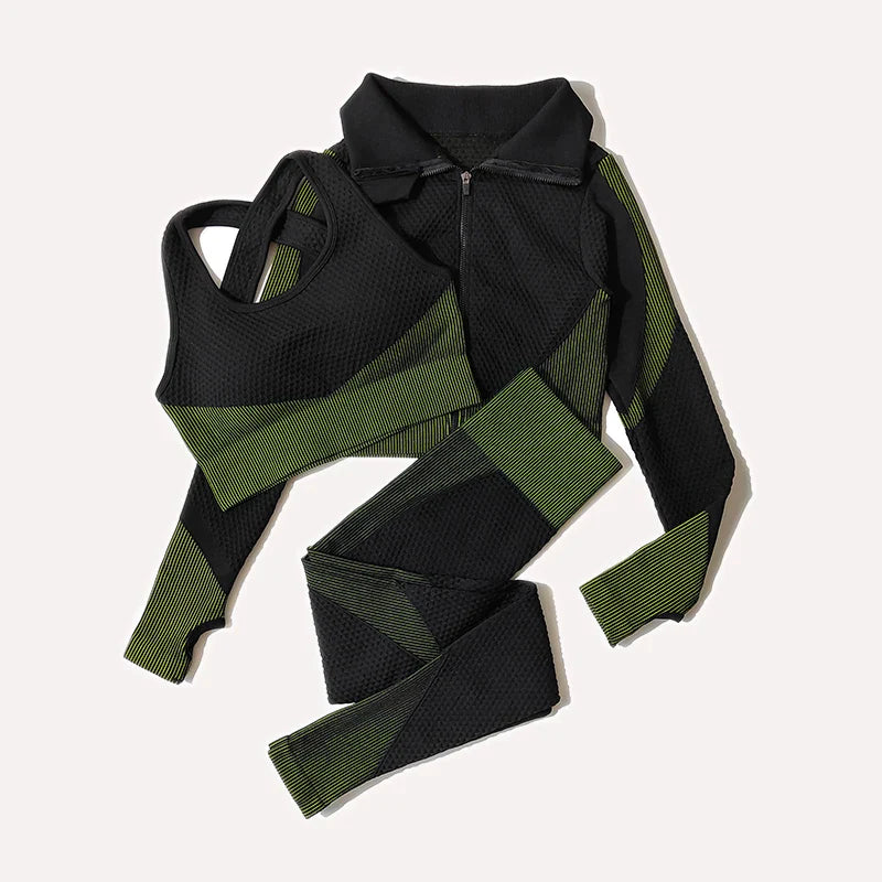 FlexFit Seamless Yoga Set: Comfy, Stylish, Versatile