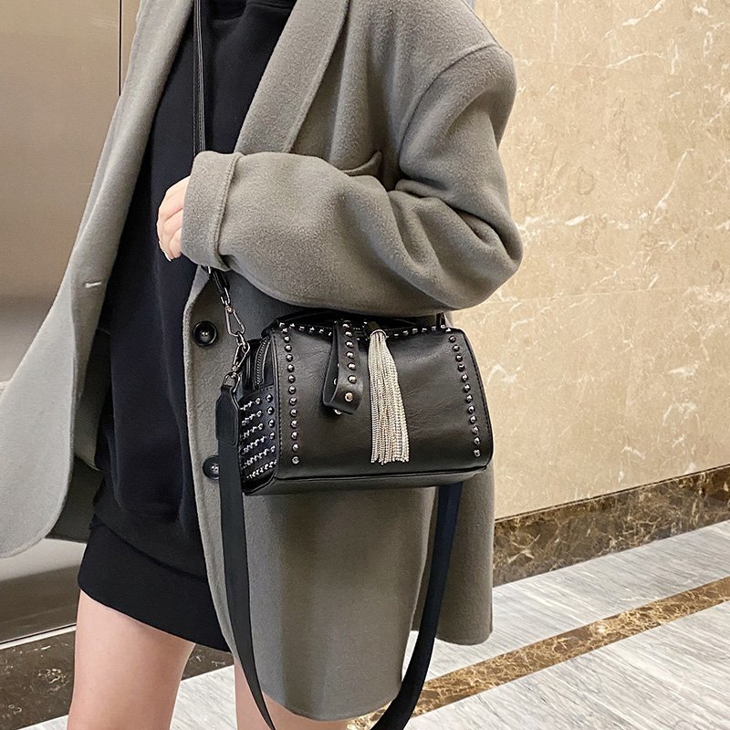 Large-Capacity Wide-Band Crossbody Shoulder Bag – PU Leather Women's Bag
