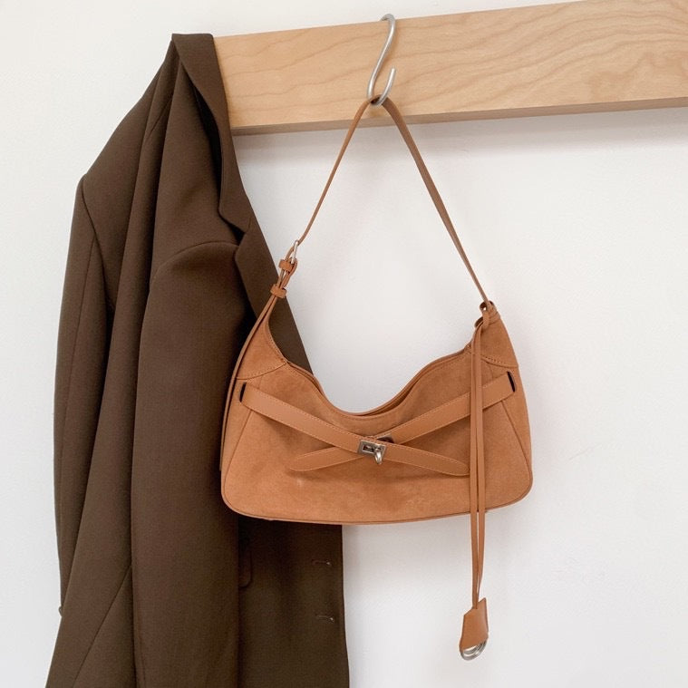 Large-Capacity Matte Cowhide Tote Bag – Shoulder & Crossbody | Sarah Express