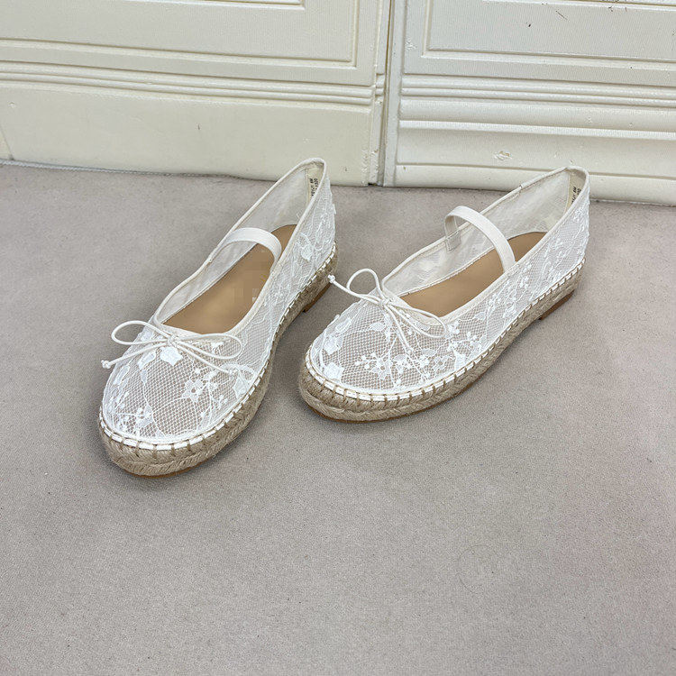 Women's Round Toe Mesh Chunky Sole Sneakers – White Low-Top Shoes