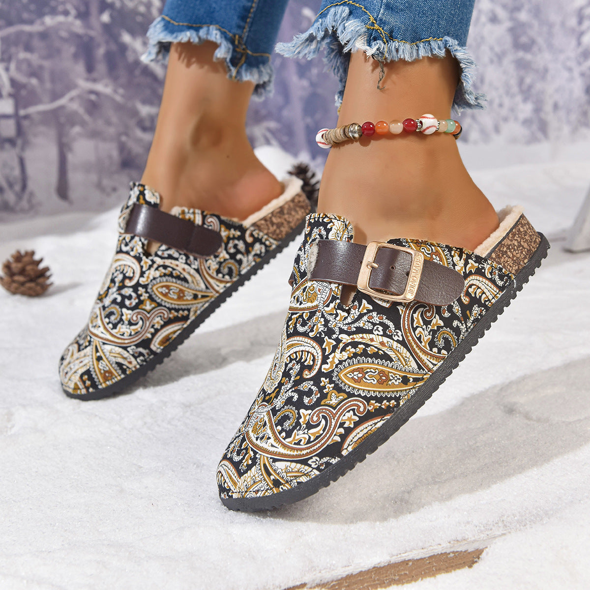 Women's Bohemian Ethnic Flat Sandals – Open-Toe Slip-On Summer Sandals | Black & Red
