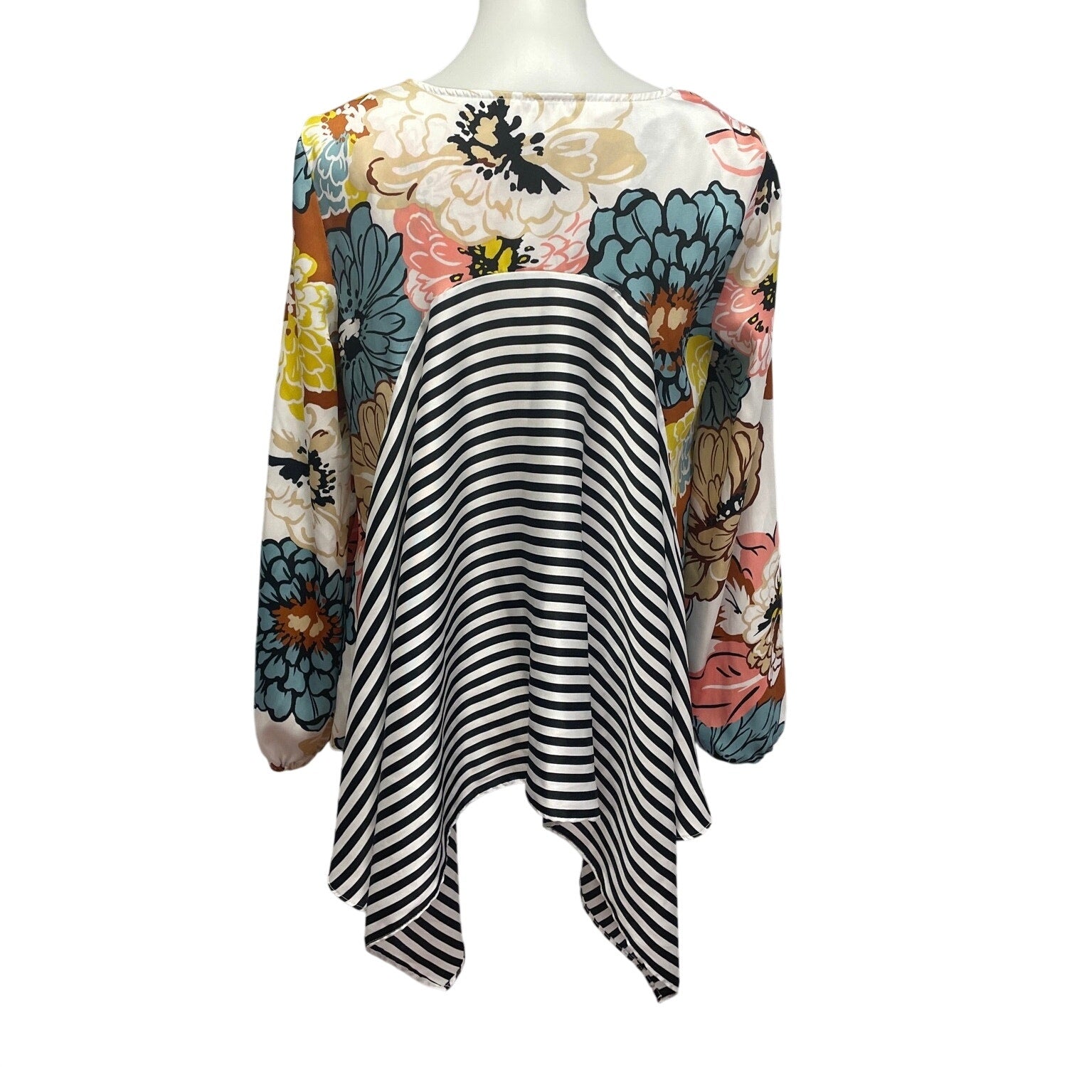 Coco Bianco Womens Medium Long Sleeve Flowy Floral Stripe Polyester Blouse Top