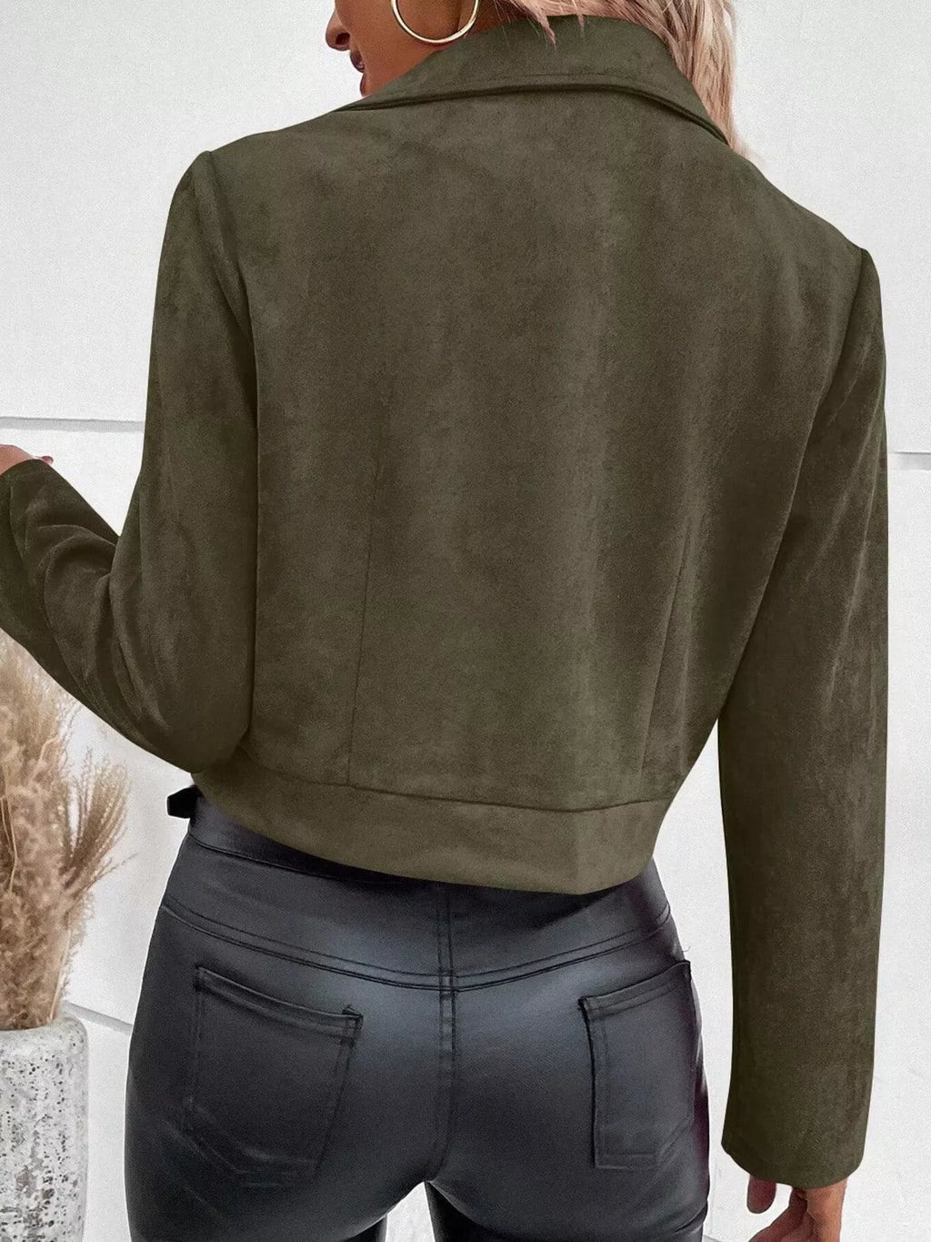 SleekRide Moto Jacket: Elevate Your Edge
