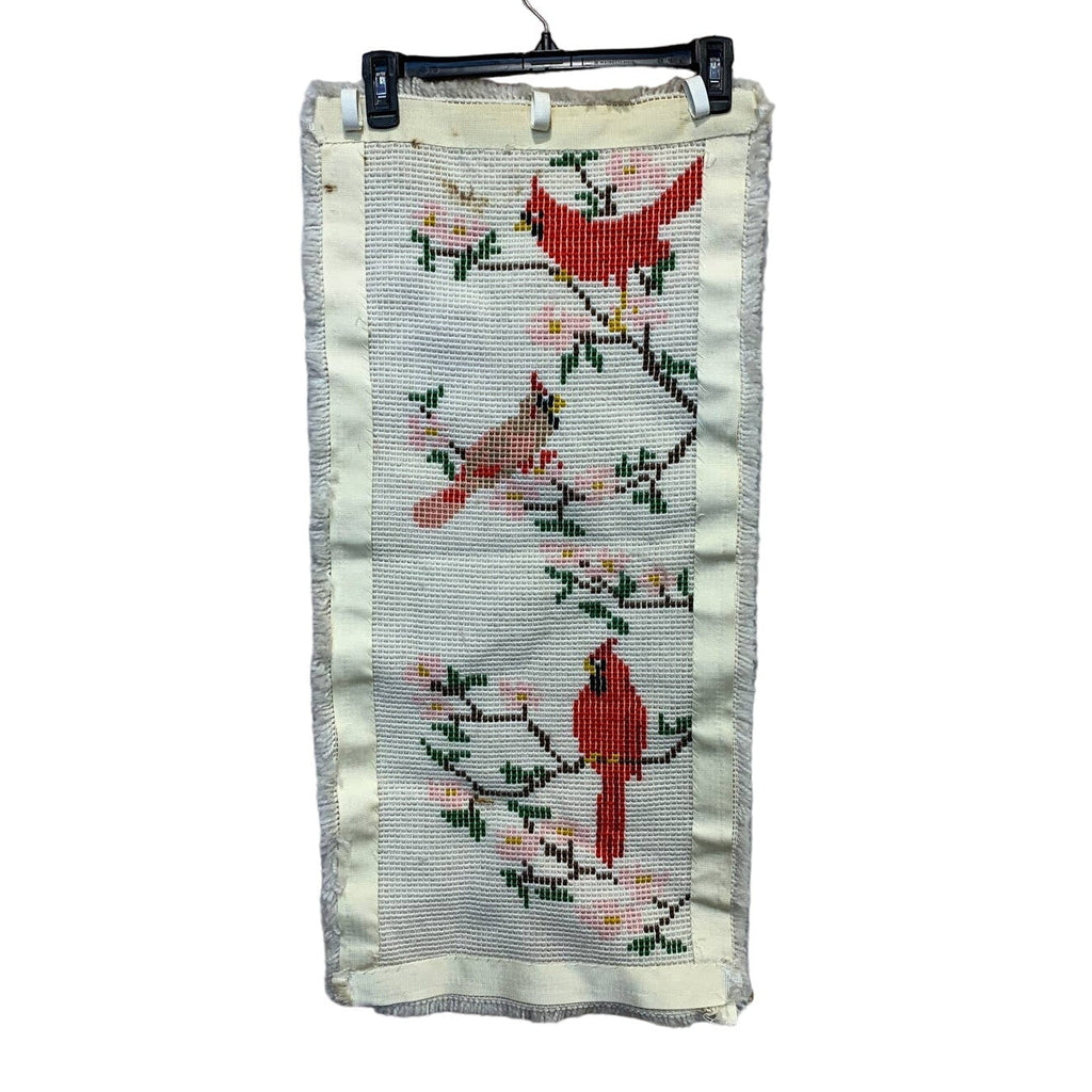 Vintage Handmade Acrylic Yarn Latch Hook Red Cardinal Bird Wall Hanging Rug Art