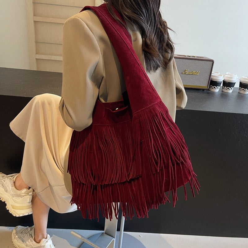 Retro Tassel Bucket Bag for Women – PU Leather Shoulder Bag with Suede Lining