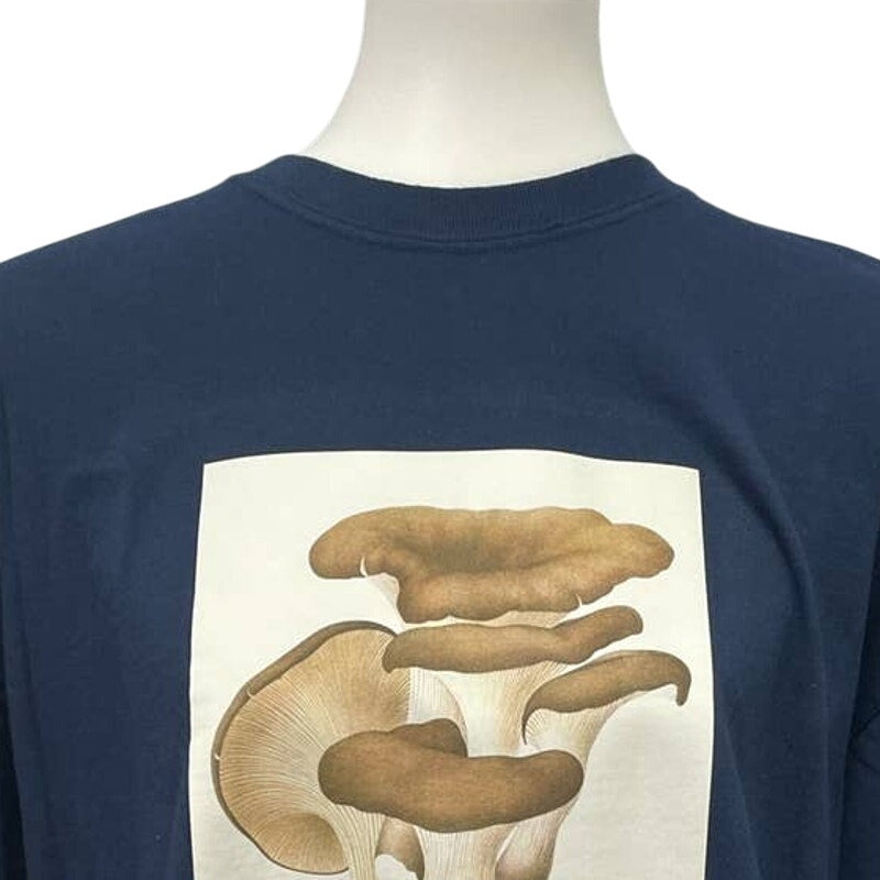 Hand Printed Upcycled XL Pleurotus Spodoleucus Oyster Mushroom Short Sleeve Tee