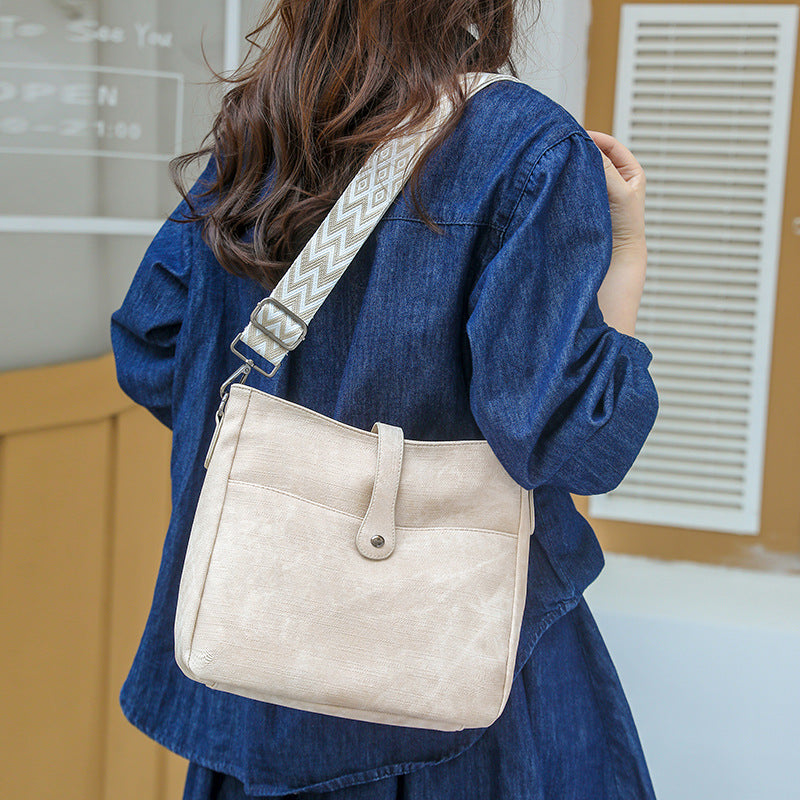 Textured Underarm Bag - Urban Minimalist PU Leather Shoulder Bag for Women