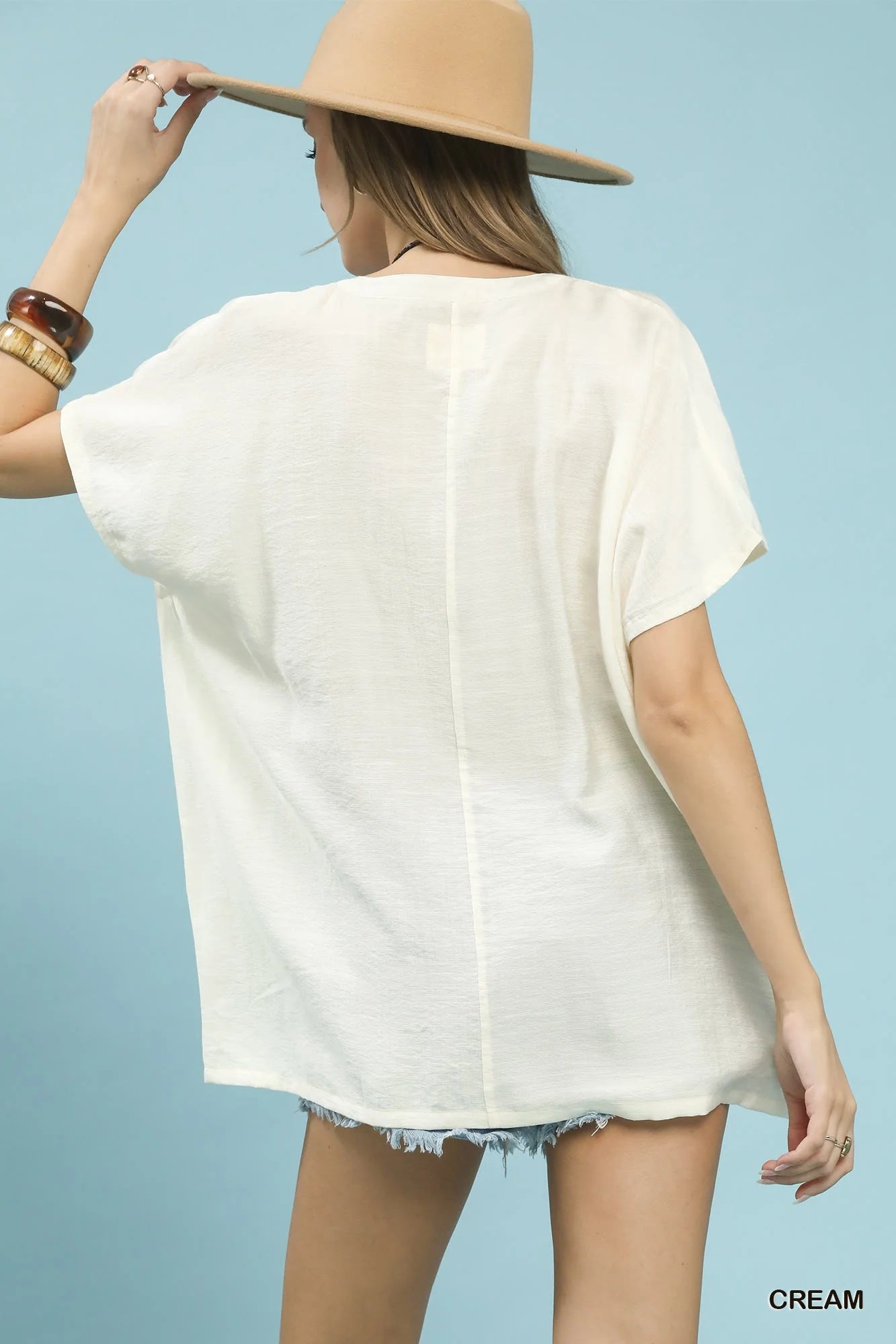 Umgee Flowy V-Neck Short Sleeve Blouse