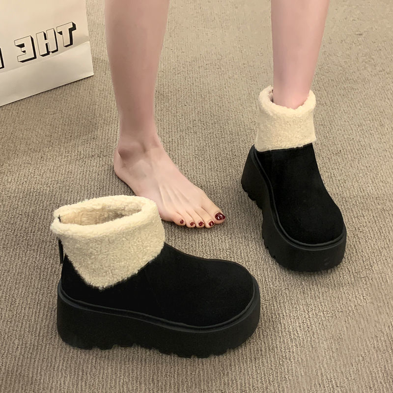 Women's Fleece-Lined Vintage Snow Boots - Warm Winter Ankle Boots with Rubber Sole