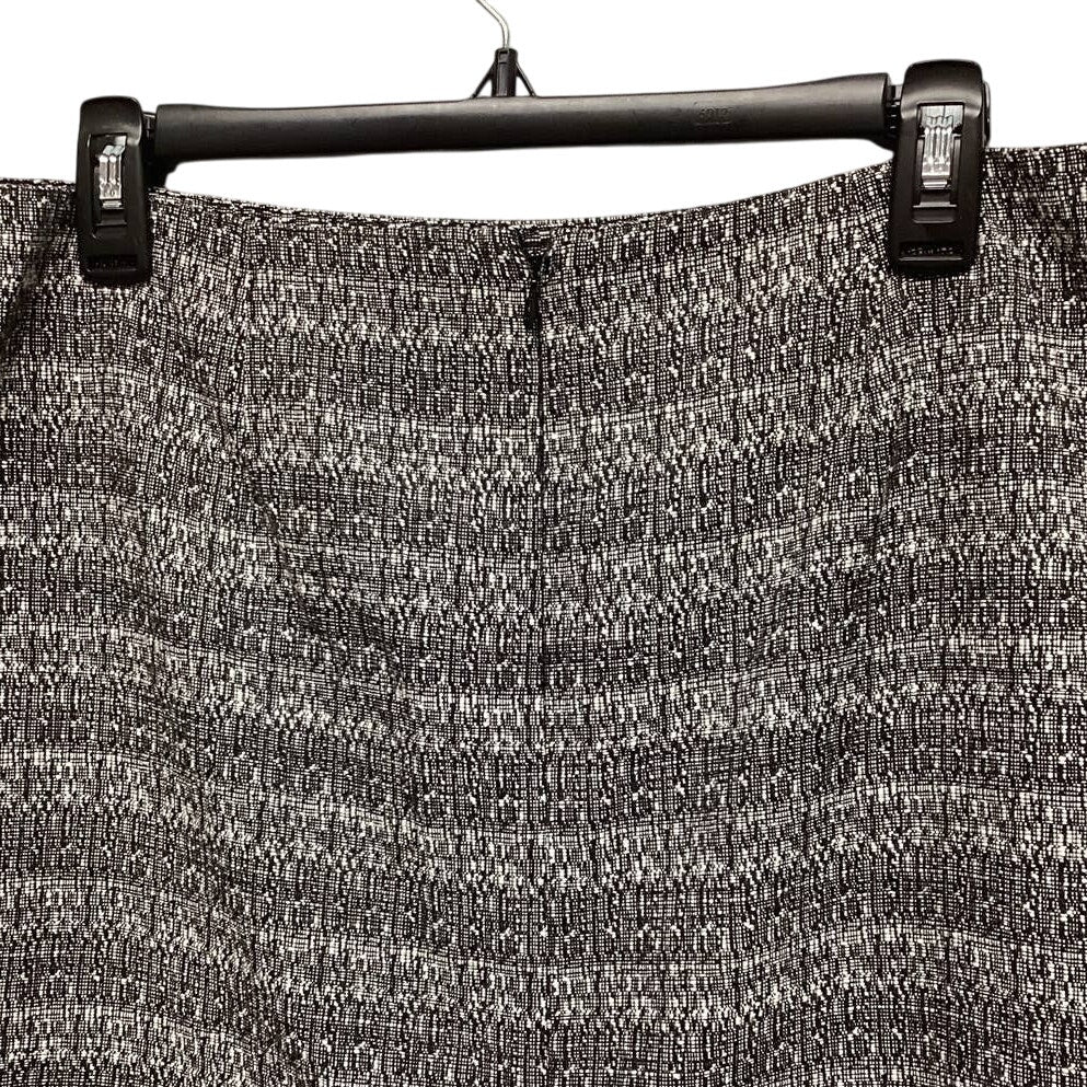 Anne Klein Size 12 Polyester Blend Black White Woven Short Career Pencil Skirt