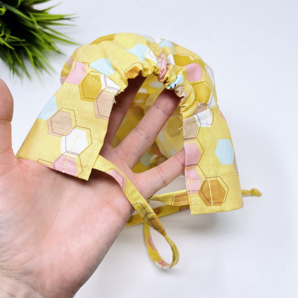 Honeycomb Skull tie-back style surgical scrub cap for men by Paradise Caps.