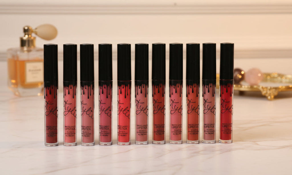 KYLIE Matte 12 Bows Lip Gloss Set