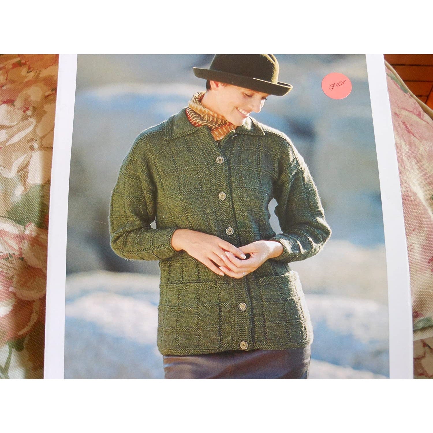 New Sirdar 5637 Country Style Collar Cardigan w Pockets Sweater Knitting Pattern