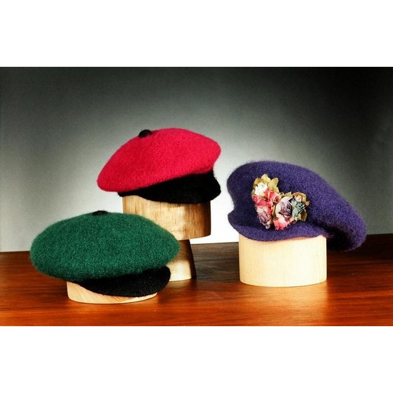 New Fiber Trends AC-8 Bev Galeskas Felt Cap Beret Hat Knitting Pattern