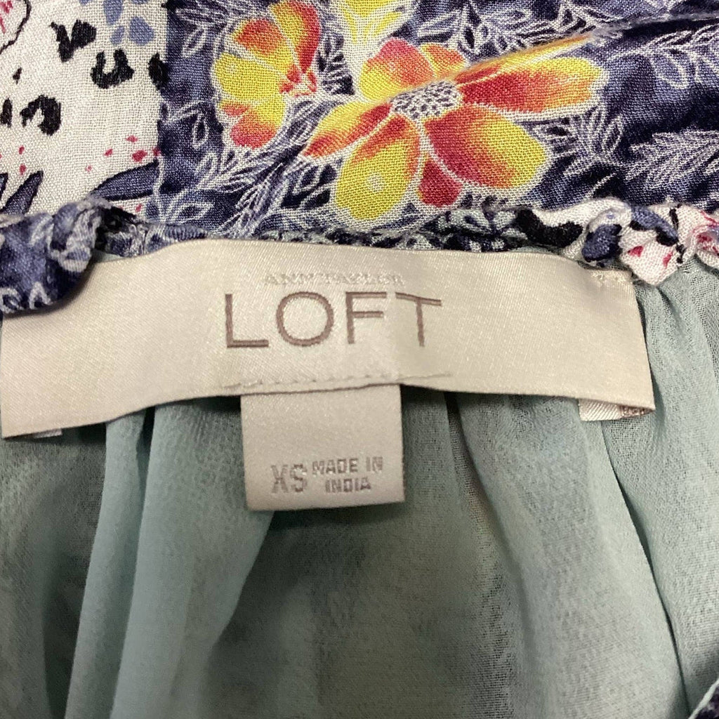 Ann Taylor LOFT XS Floral Ruffled V Neck Fully Lined Sleeveless Sheath Dress