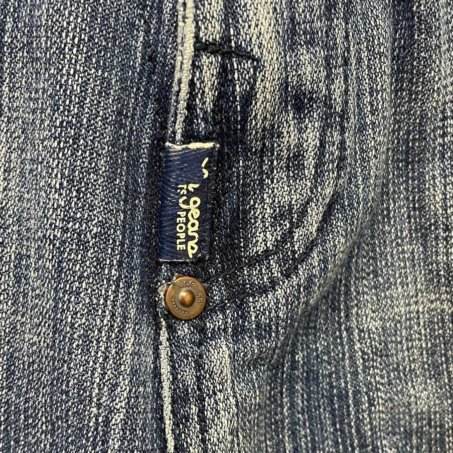 LRG Geans Womens Large 34 US 14 Make Jeans Not War Cutoff Denim Blue Jeans